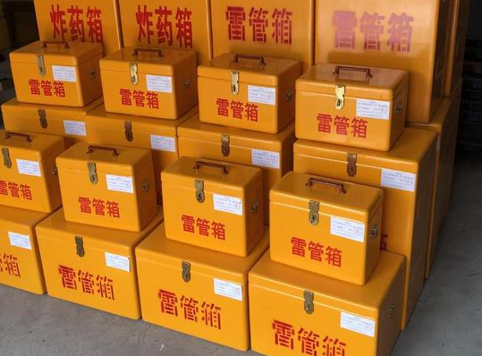 沂南玻璃钢雷管箱的使用寿命一般是多少？